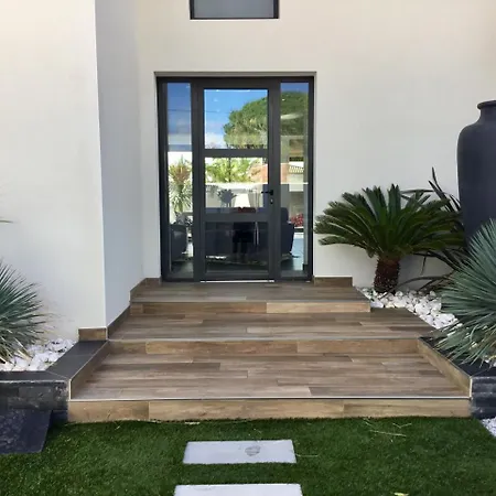 ヴィラ La Palmeraie アグド